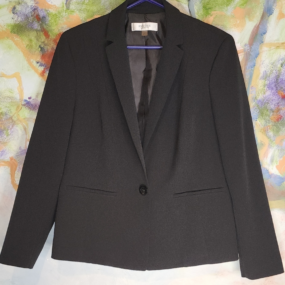 Jones Studio Black Classic One Button Blazer